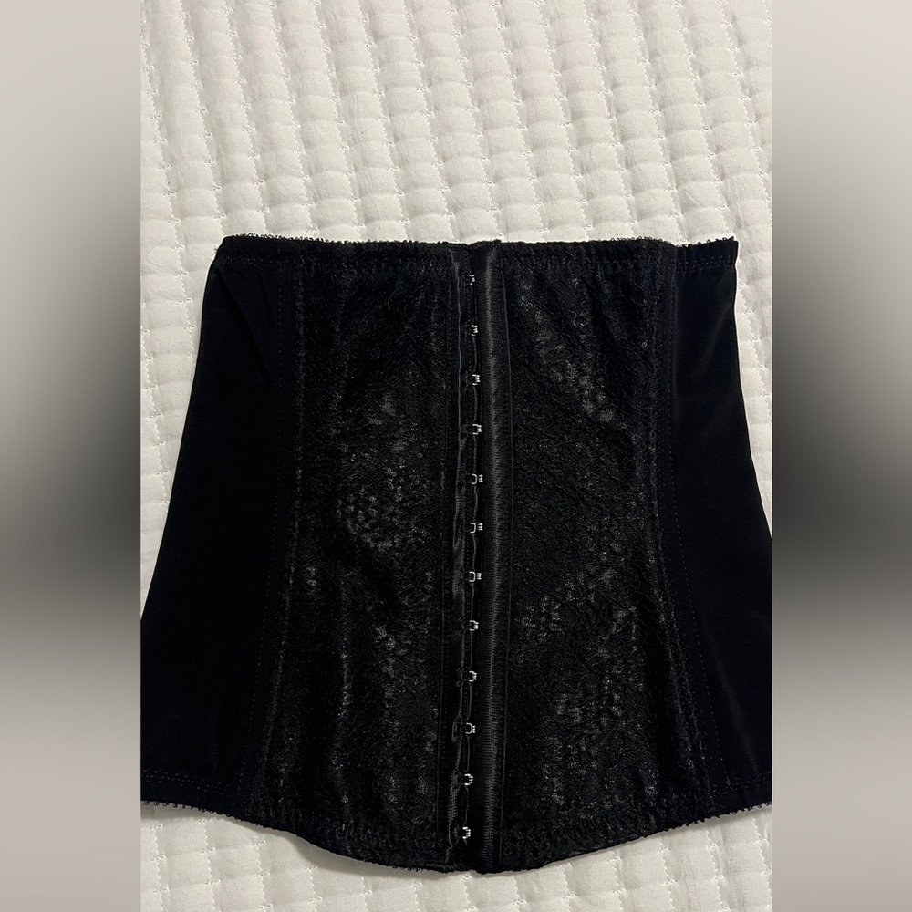 Elegant Black Lace Shapewear Corset